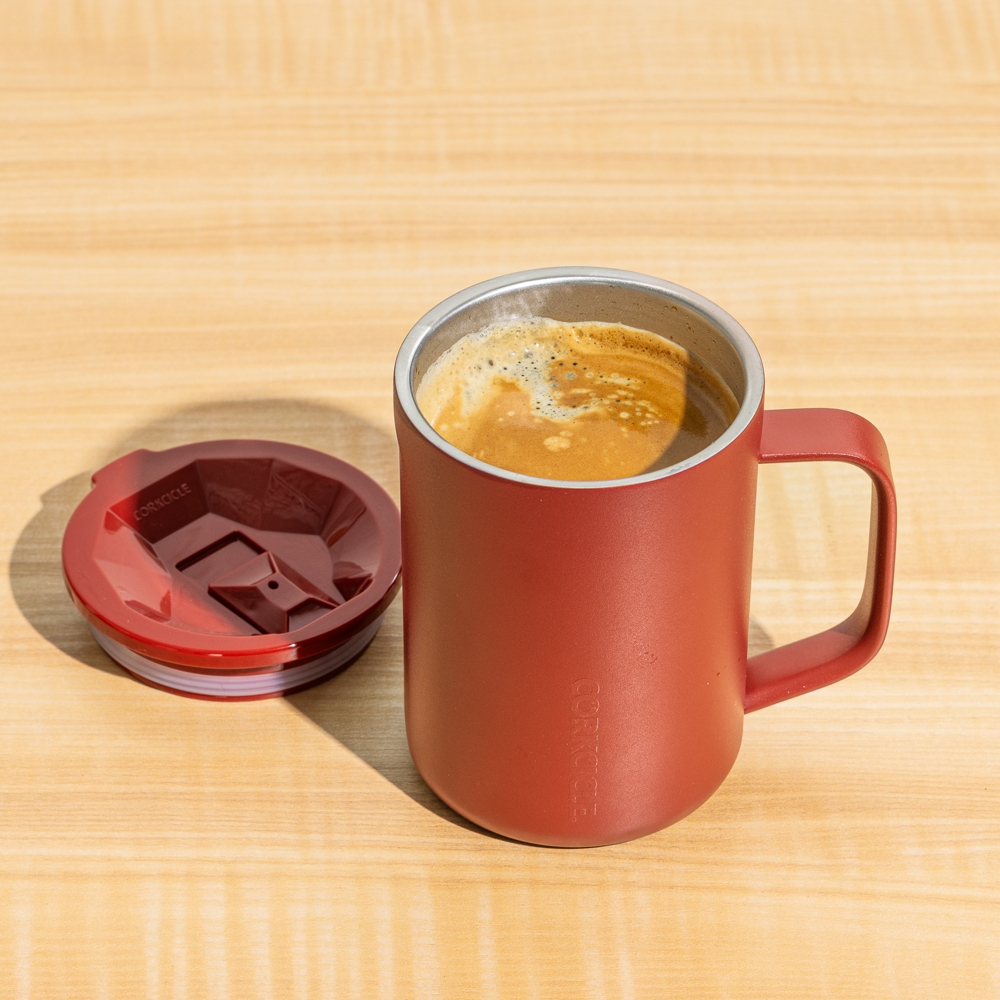 classic-coffee-mug-f4 0e6c7c119b59--2516RB-lifestyle.png