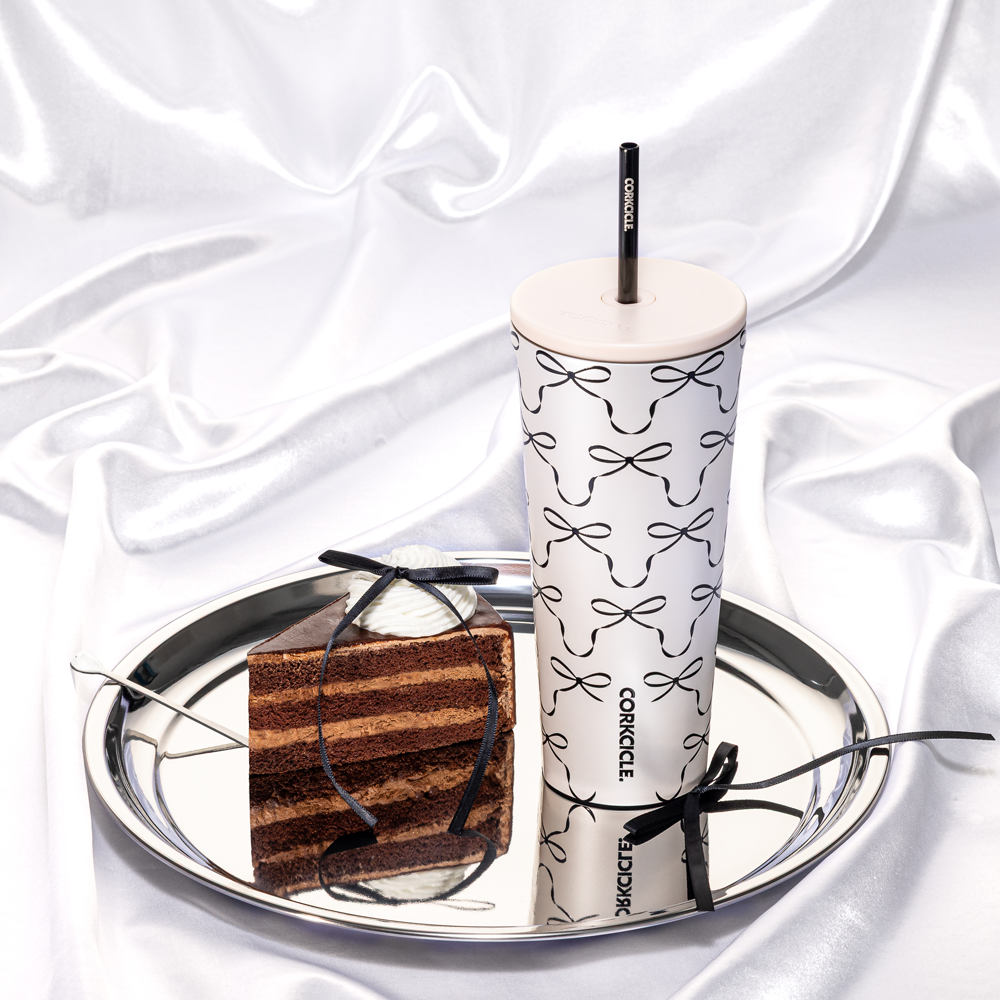 cold-cup-w2 2a98a7269432--2224PBBC-lifestyle.png