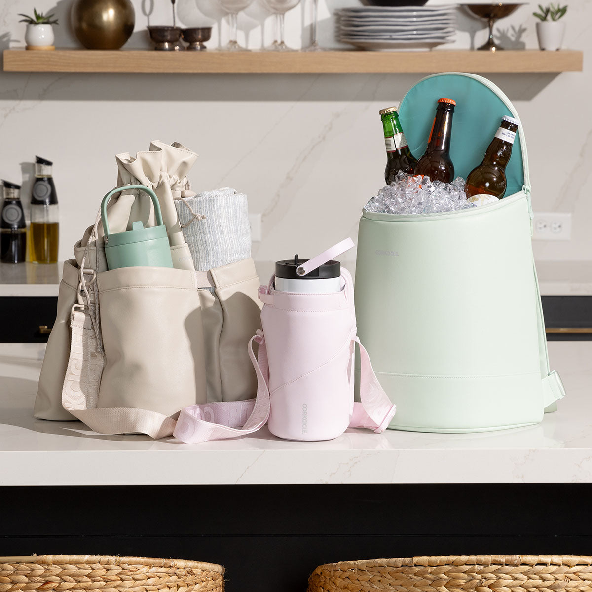 beverage-bucket-bag-t6 6c4793ad3b8e--group-lifestyle1.jpg